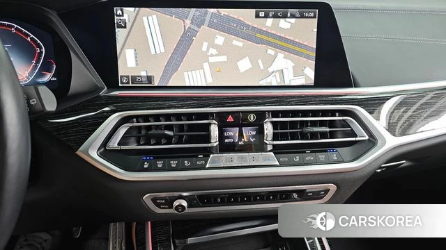 BMW X7 (G07) 2021 Черный из Кореи, фото 5