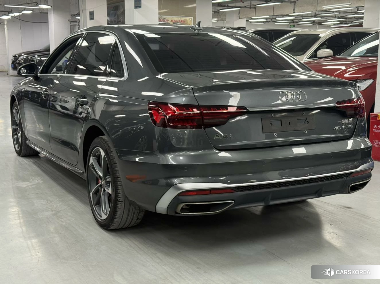 Audi A4L 2020 Темно-серый из Китая, фото 5