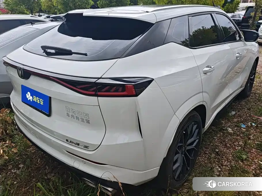 Chang'an UNI-Z 2025 Белый из Китая, фото 5