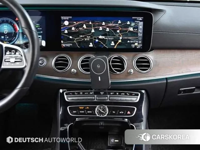 Mercedes-Benz E-Class W213 2020 Белый из Кореи, фото 5