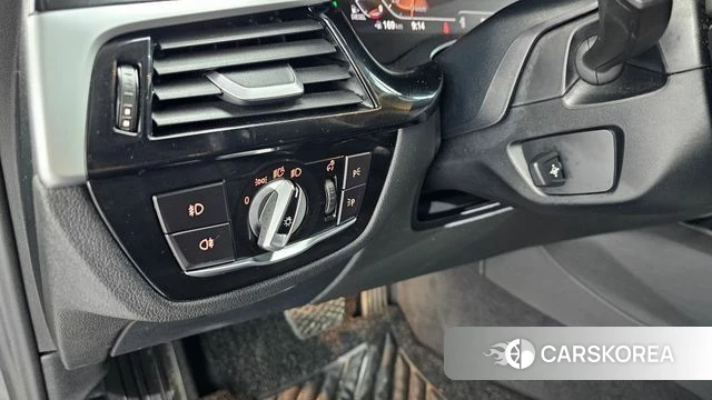 BMW 5 Series (G30) 2020 Черный из Кореи, фото 5