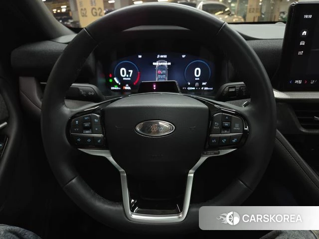 Ford Explorer 6th Generation 2025 Серый из Кореи, фото 5