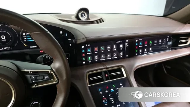 Porsche Taycan 2021 Черный из Кореи, фото 5