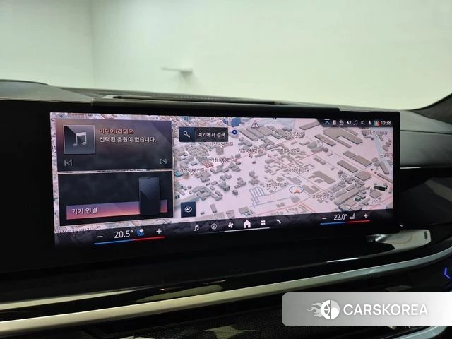 BMW X7 (G07) 2023 Серебристо-серый из Кореи, фото 5