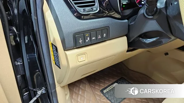 Kia The New Carnival id 3647148 из Кореи 5