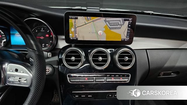 Mercedes-Benz C-Class W205 2019 Белый из Кореи, фото 5