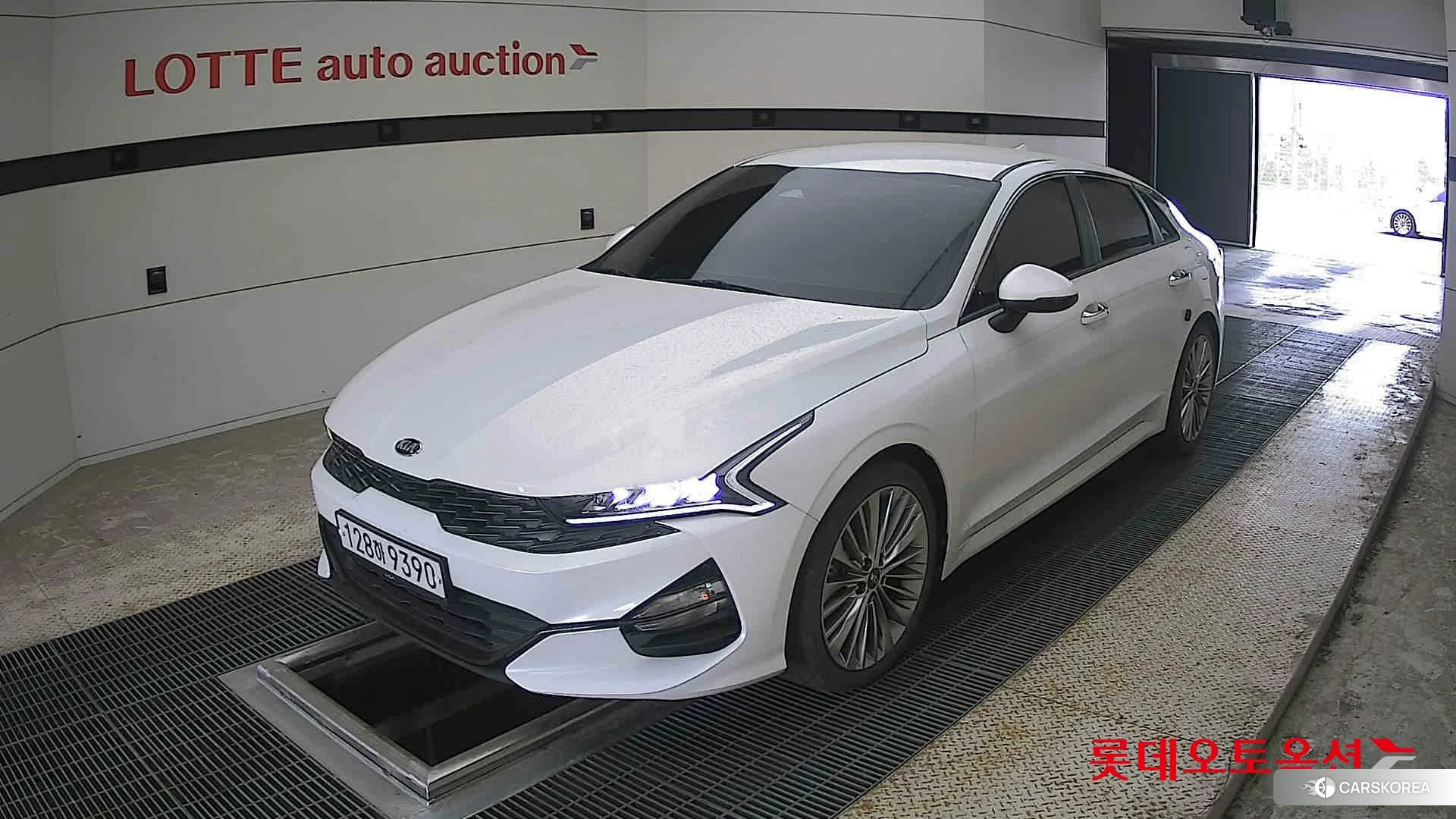Kia K5 2020 Snow White Pearl (optional) из Кореи, фото 5