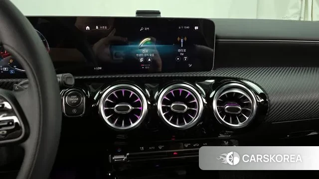 Mercedes-Benz A-Class W177 2020 Белый из Кореи, фото 5