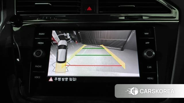 Volkswagen Tiguan second Generation 2023 Белый из Кореи, фото 5