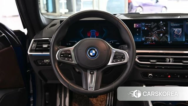 BMW i4 2023 Синий из Кореи, фото 5