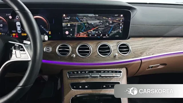 Mercedes-Benz E-Class W213 2021 Белый из Кореи, фото 5