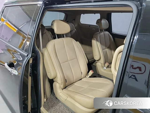 Kia The New Carnival 2019 Черный из Кореи, фото 5