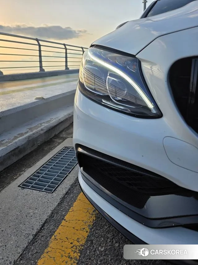 Mercedes-Benz C-Class W205 2018 Белый из Кореи, фото 5