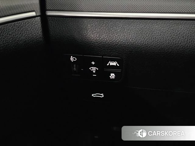 Kia K5 3rd generation 2023 Белый из Кореи, фото 5