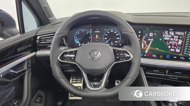 Volkswagen Touareg 3rd generation 2024 Синий из Кореи, фото 5