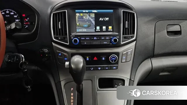 Hyundai The New Grand Starex 2018 Белый из Кореи, фото 5