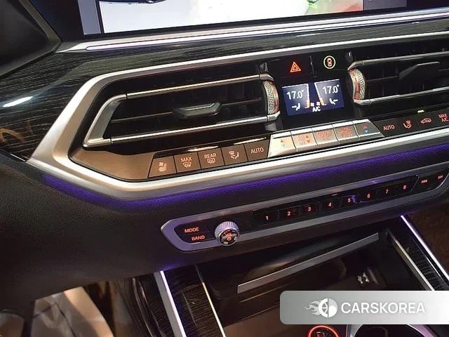 BMW X7 (G07) 2020 Черный из Кореи, фото 5