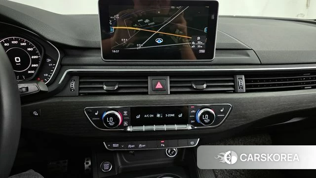 Audi A4 (B9) 2019 Черный из Кореи, фото 5