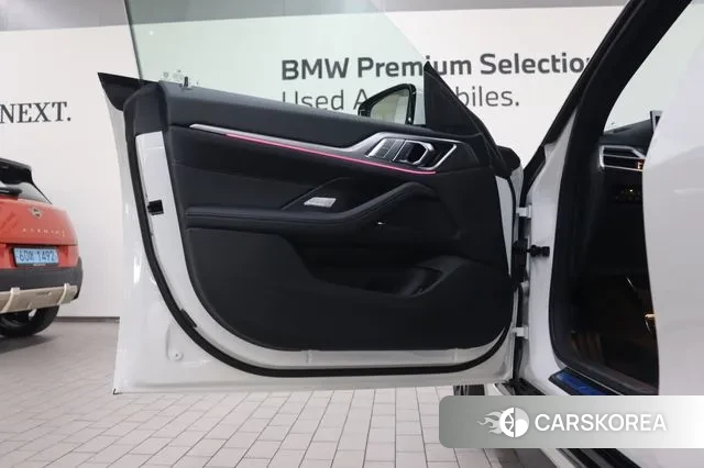 BMW 4 Series (G22) 2025 Белый из Кореи, фото 5