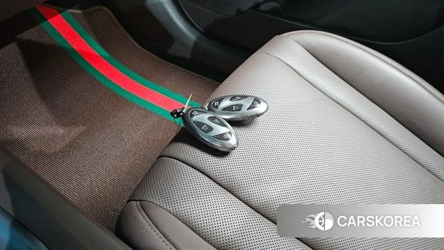 Hyundai Grandeur Hybrid (GN7) 2023 Белый из Кореи, фото 5