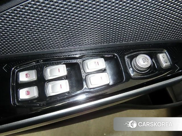 Ssangyong Tivoli Armor 2018 Белый из Кореи, фото 5