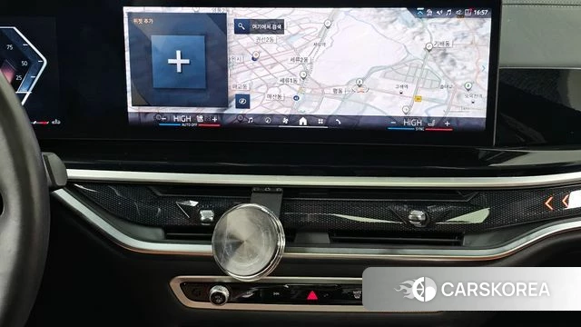 BMW X7 (G07) 2023 Серебристо-серый из Кореи, фото 5