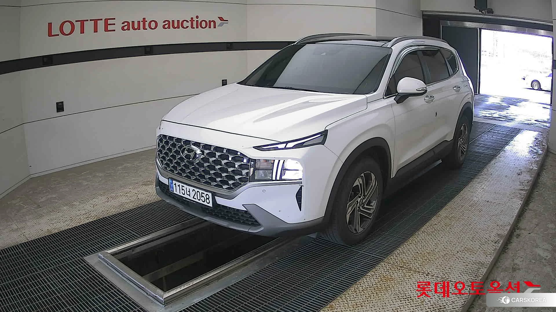 Hyundai Santa Fe 2021 Белый из Кореи, фото 5
