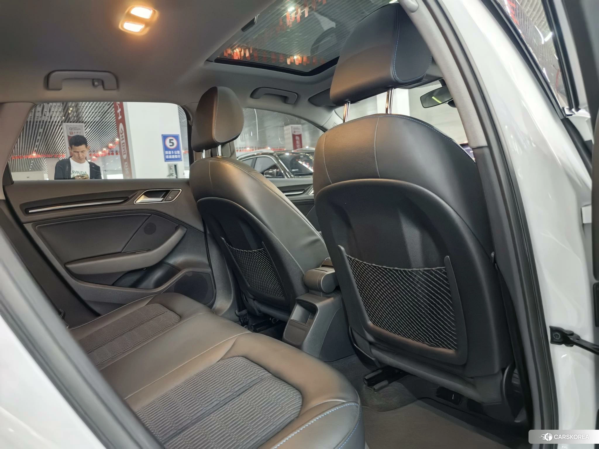 Audi A3 2019 Белый из Китая, фото 5
