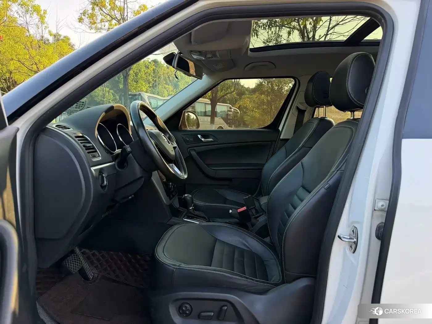 Skoda Yeti 2018 Белый из Китая, фото 5