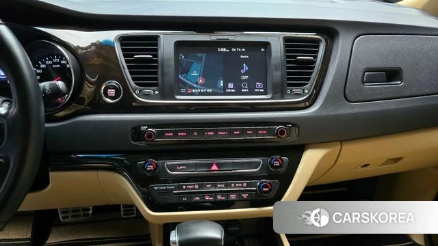 Kia The New Carnival 2018 Белый из Кореи, фото 5