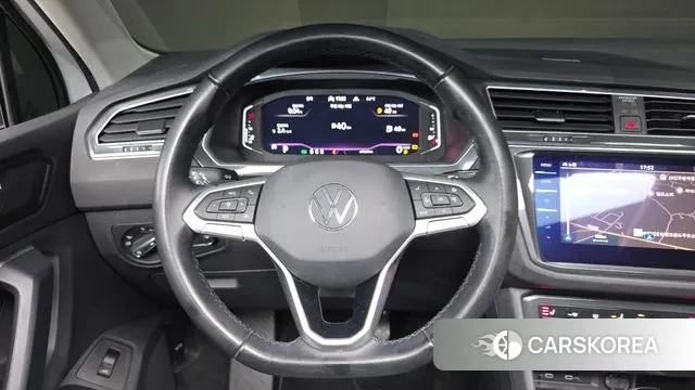 Volkswagen Tiguan second Generation 2021 Белый из Кореи, фото 5