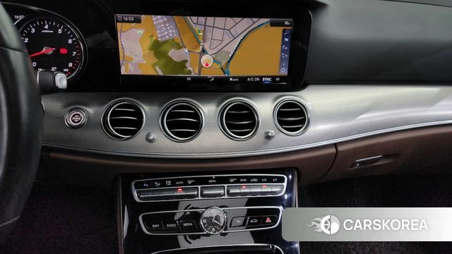 Mercedes-Benz E-Class W213 2019 Белый из Кореи, фото 5