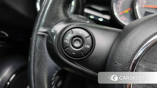 Mini Cooper Convertible 2019 Серебристо-серый из Кореи, фото 5
