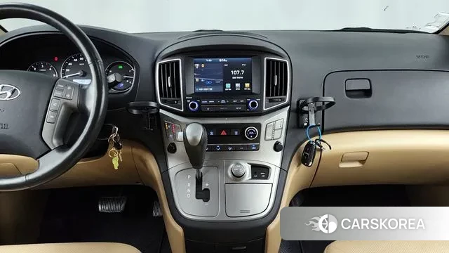 Hyundai The New Grand Starex 2018 Черный из Кореи, фото 5