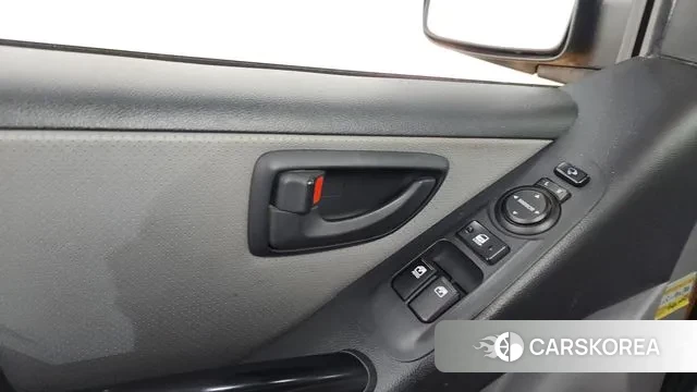 Hyundai The New Grand Starex 2019 Желтый из Кореи, фото 5