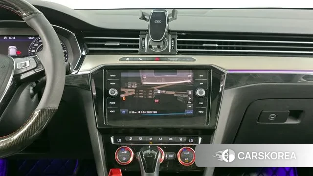 Volkswagen Arteon 2019 Белый из Кореи, фото 5