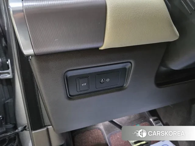 Land Rover Range Rover Sport 2nd Generation 2019 Серебристо-серый из Кореи, фото 5