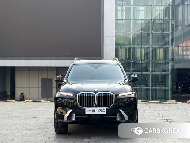 BMW X7 2023 Черный из Китая, фото 5
