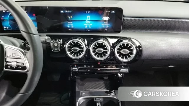 Mercedes-Benz A-Class W177 2020 Белый из Кореи, фото 5