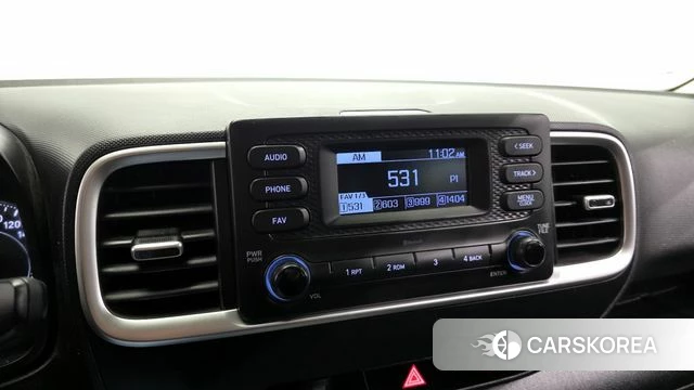 Hyundai Venue 2021 Серебристо-серый из Кореи, фото 5