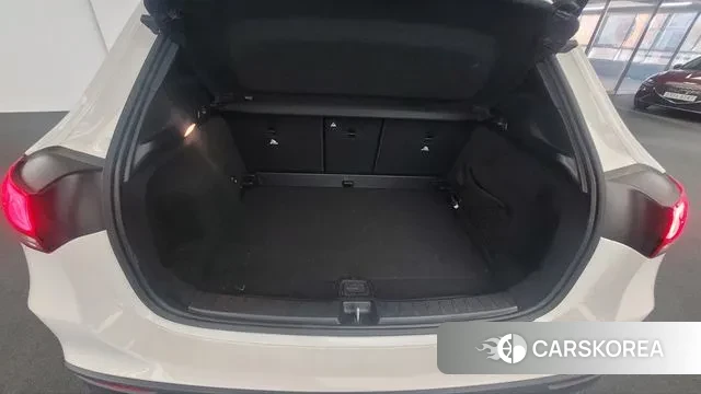 Mercedes-Benz GLA - Class H247 2023 Белый из Кореи, фото 5