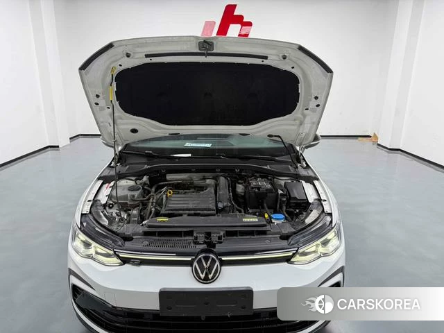 Volkswagen Golf 2021 Белый из Китая, фото 5