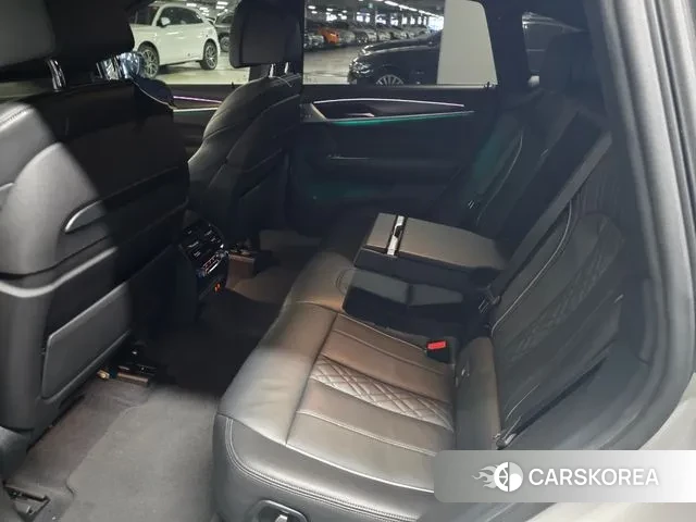 BMW 6 Series GT (G32) 2023 Белый из Кореи, фото 5