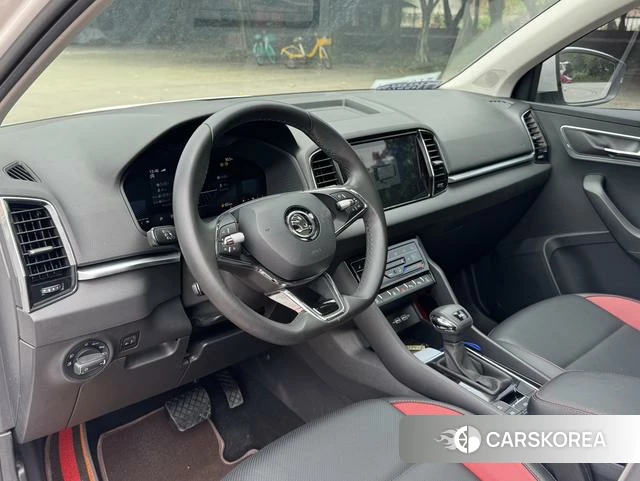 Skoda Krok 2022 Белый из Китая, фото 5