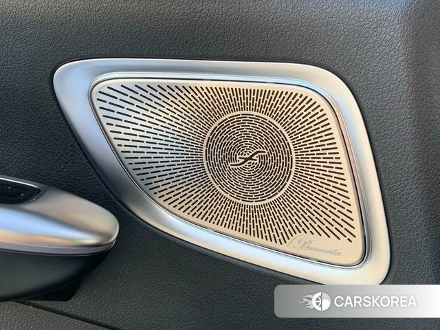 Mercedes-Benz Class C 2024 Белый из Китая, фото 5