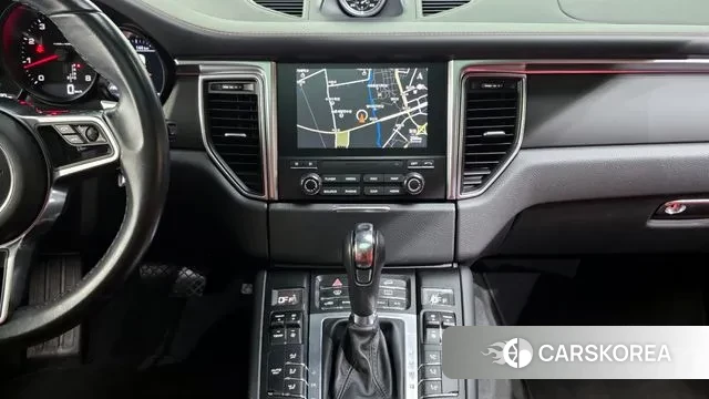 Porsche Macan 2018 Черный из Кореи, фото 5