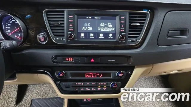 Kia The New Carnival 2019 Черный из Кореи, фото 5