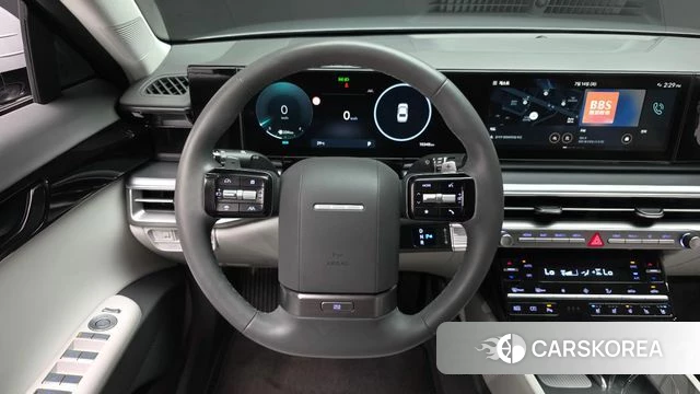 Hyundai Grandeur (GN7) 2023 Серебристо-серый из Кореи, фото 5