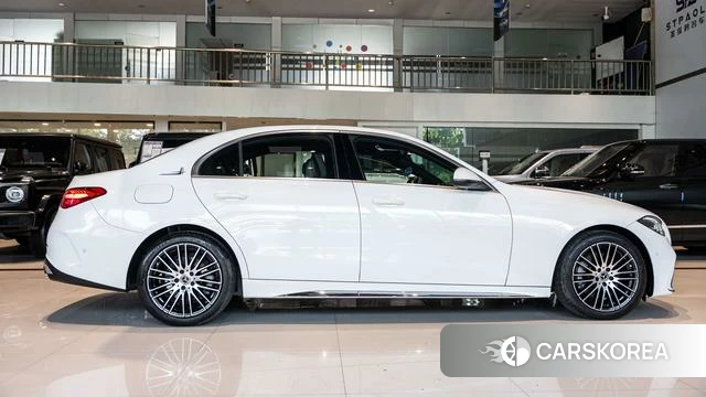 Mercedes-Benz Class C 2022 Белый из Китая, фото 5