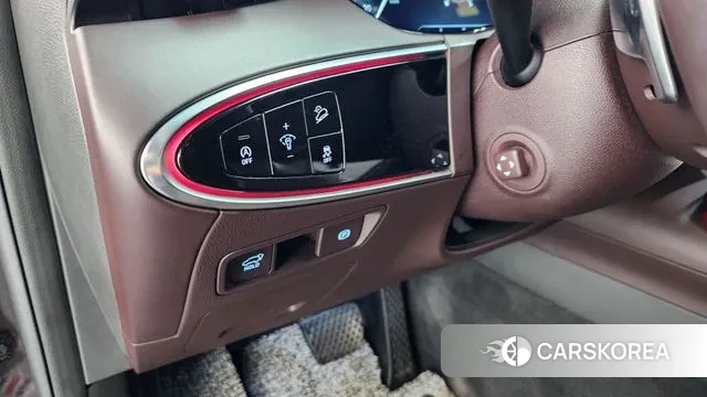 Genesis GV70 2021 Красный из Кореи, фото 5